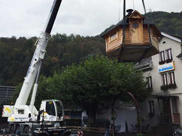 Oktober 2014, Kranarbeiten Restaurant Blume, Unterterzen (SG)