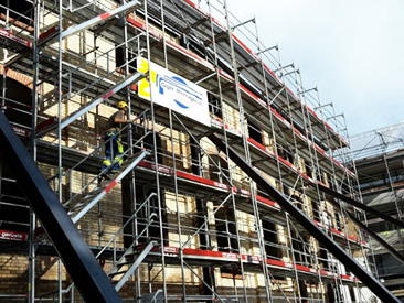 Oktober 2014, Sicherungsarbeiten Fassade, Netstal (GL)