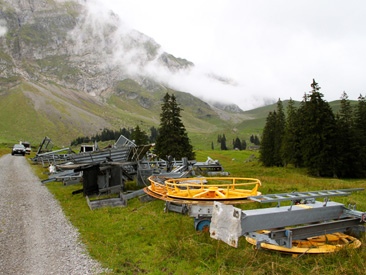 September 2011, Abbruch Skilift Kronebergbahnen, Gonten (AI)